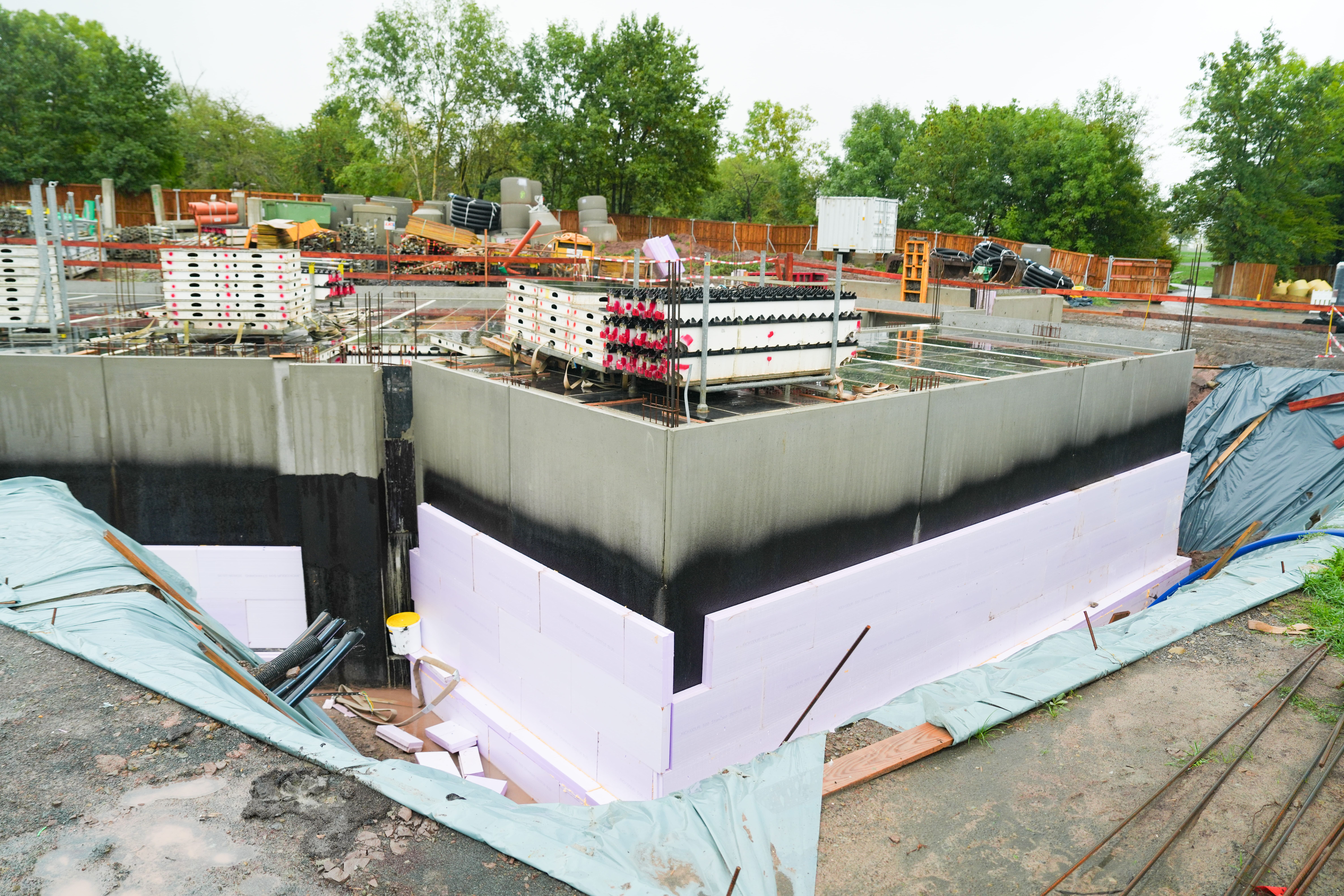 Baustelle vor dem Wildparadies