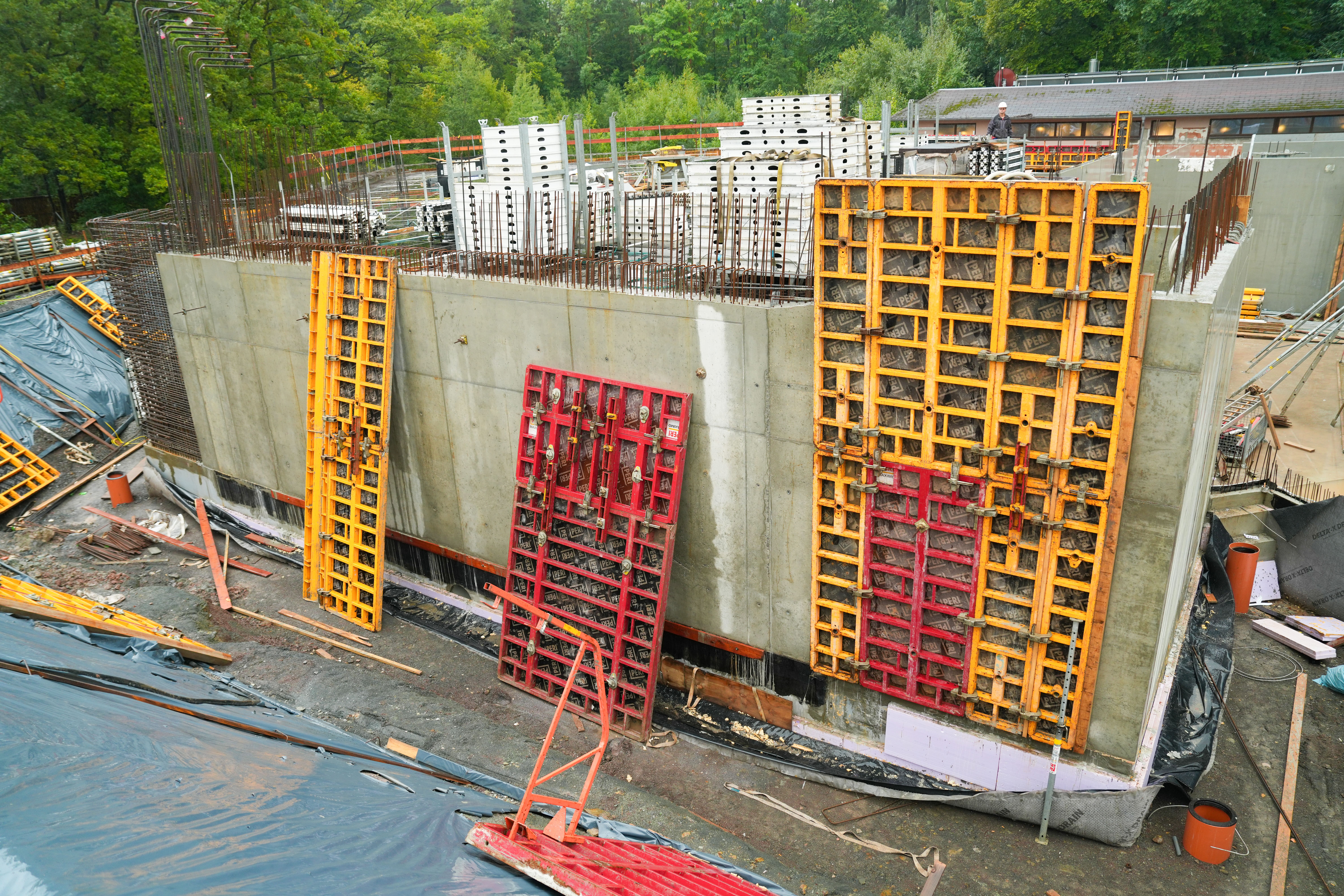 Baustelle vor dem Wildparadies